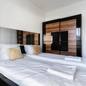 Apartament Golden - Big And Bright In Platinum Towers- Browary- Grzyb61a, Warszawa